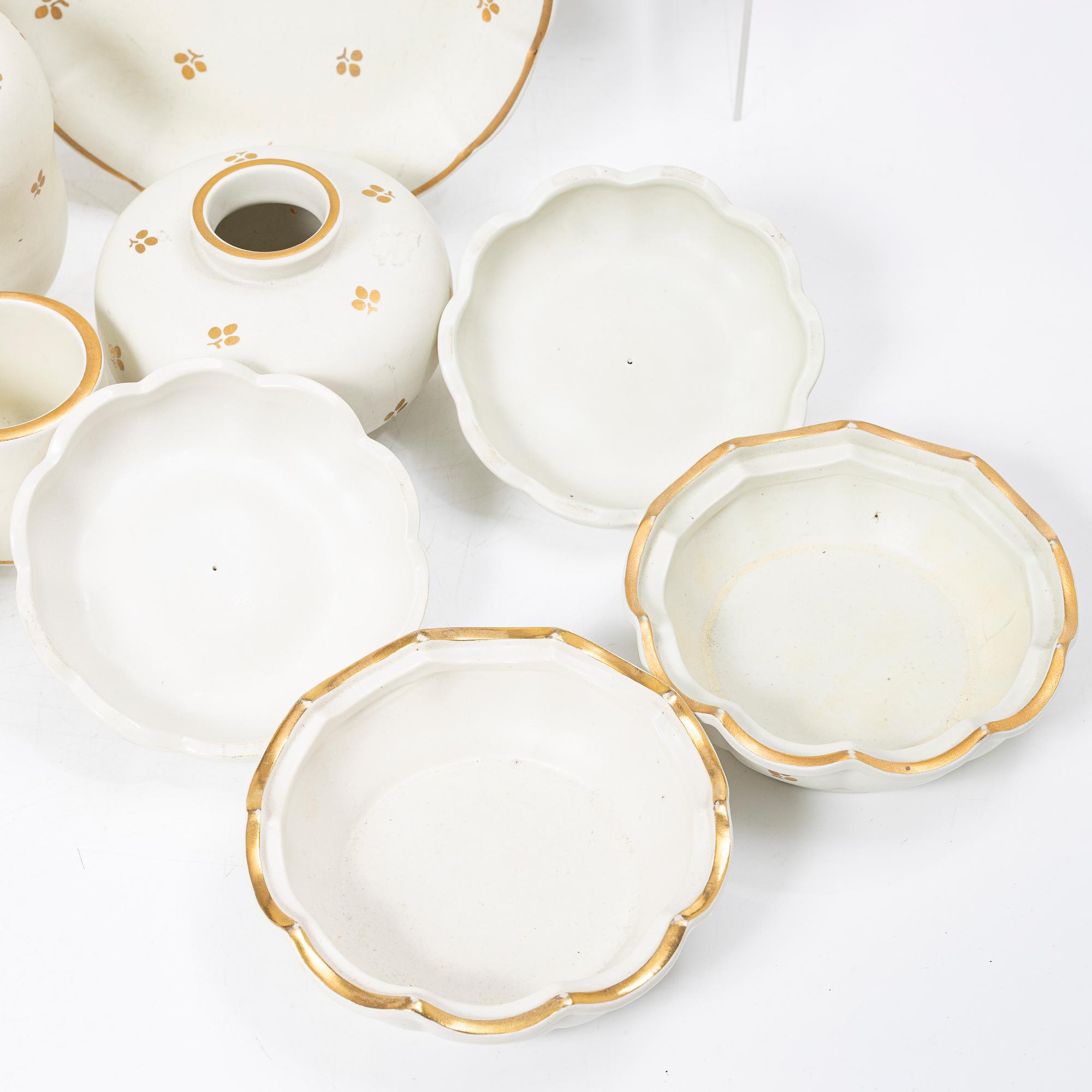 Wilhelm Kåge, a 53-piece ceramics collection 'Carrara', Gustavsberg.