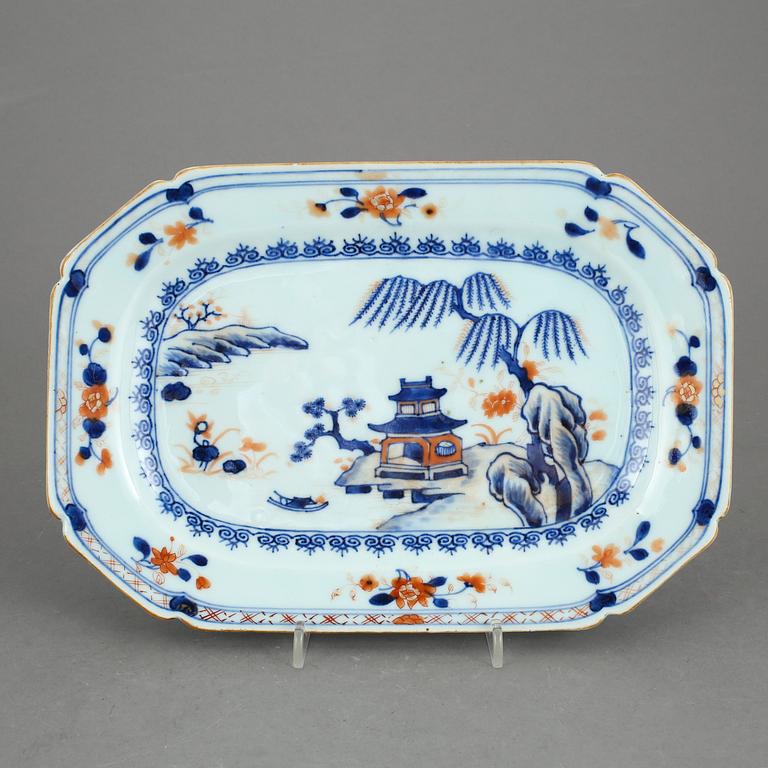 STEKFAT, porslin, Kina, Qianlong (1936-95).