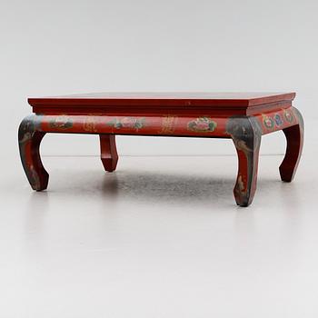 BORD, orientaliskt, 1900-talets senare del.
