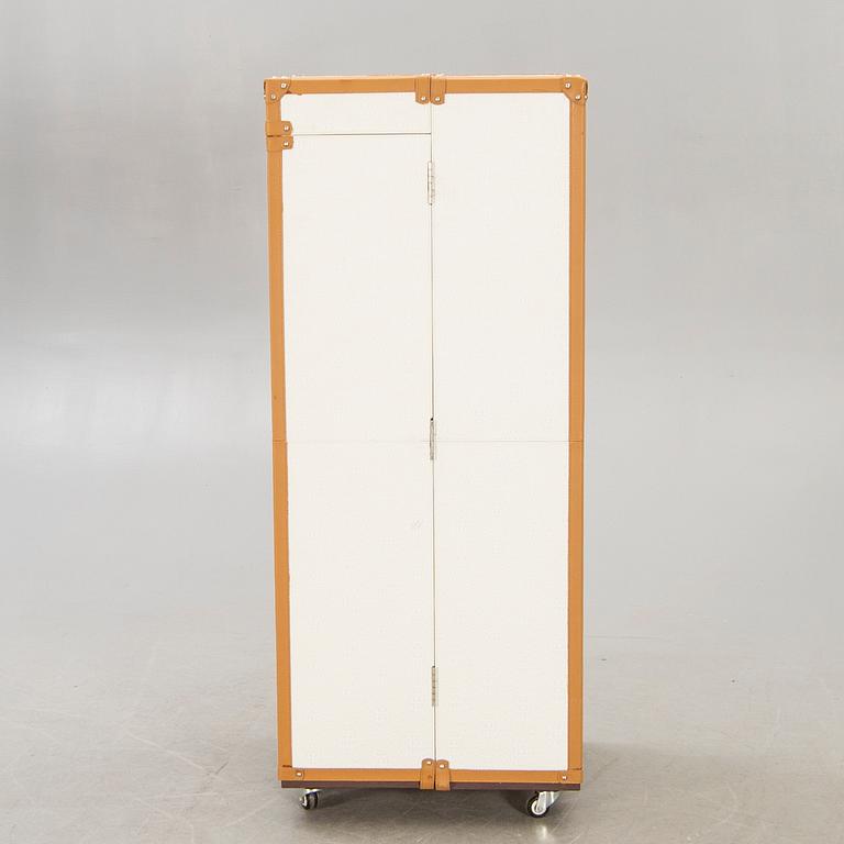 A 21st century leather trunk.