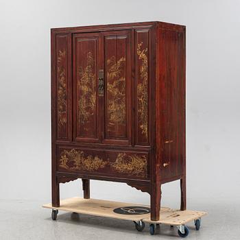 A Chinese cabinet, second half of the 20th century.