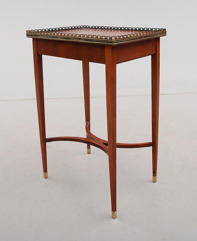 BORD, gustaviansk stil, 1900-talets första hälft.