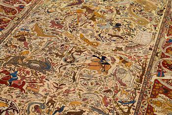 An antique Tabriz catper od 'Safavid Huntig design', Northwest Persia, c. 374 x 286 cm.