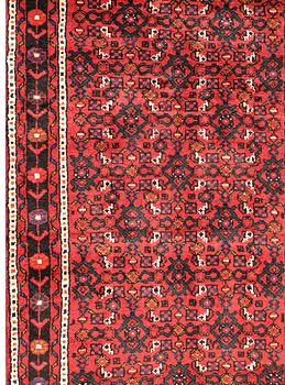 A Hosseinabad runner, c 414 x 95 cm.