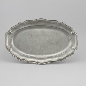 UPPLÄGGNINGSFAT, tenn, rokokostil, 1800-tal.