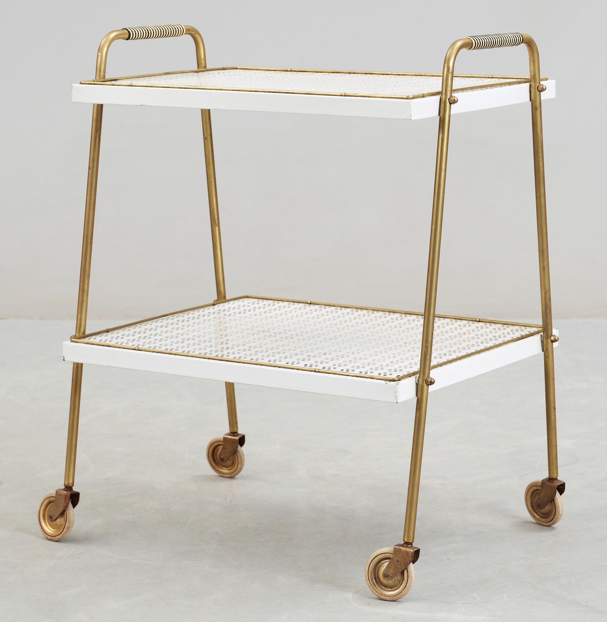 SERVERINGSVAGN, 1900-talets första hälft.