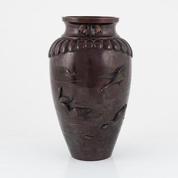 A Japanese bronze vase, early 20th Century.