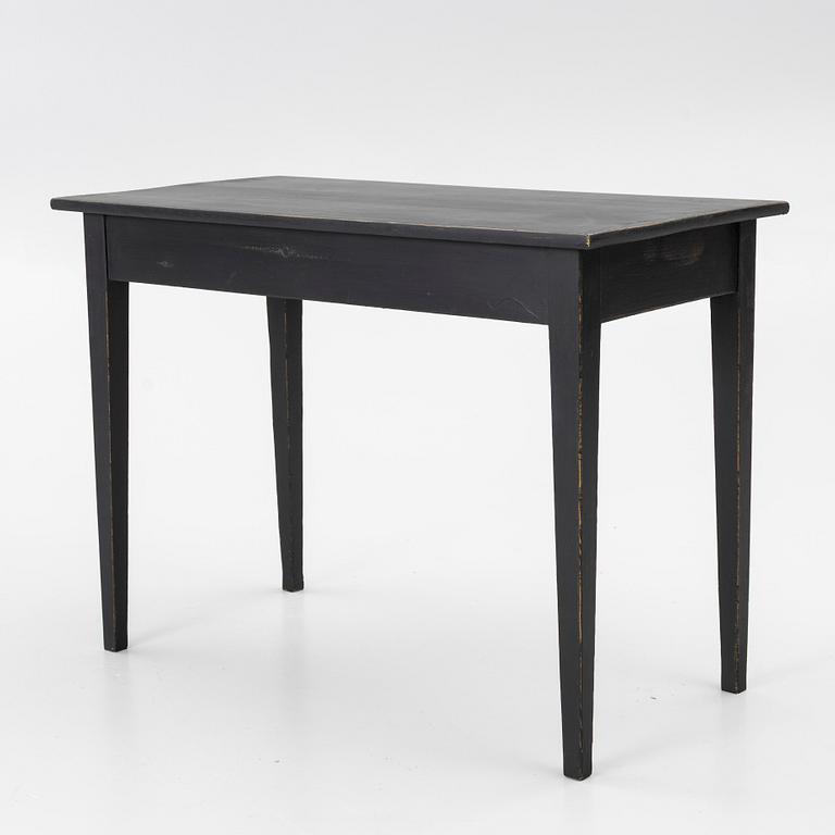 Table, 19th century.