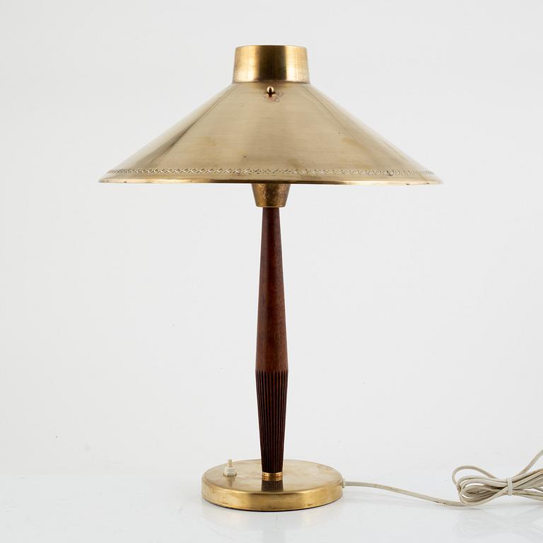 Hans Bergström, a model E1161 brass and teak table lamp, ASEA Belysning, 1940's.