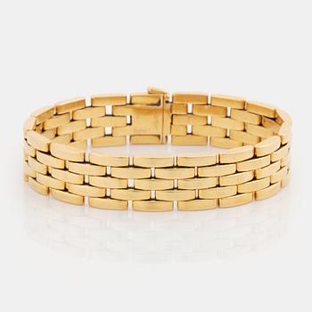 404. A Cartier "Maillon Panthère" 18K gold bracelet.