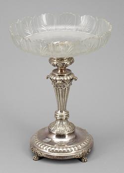 JARDINJÄR, nysilver och glas, 1900-talets första kvartal.
