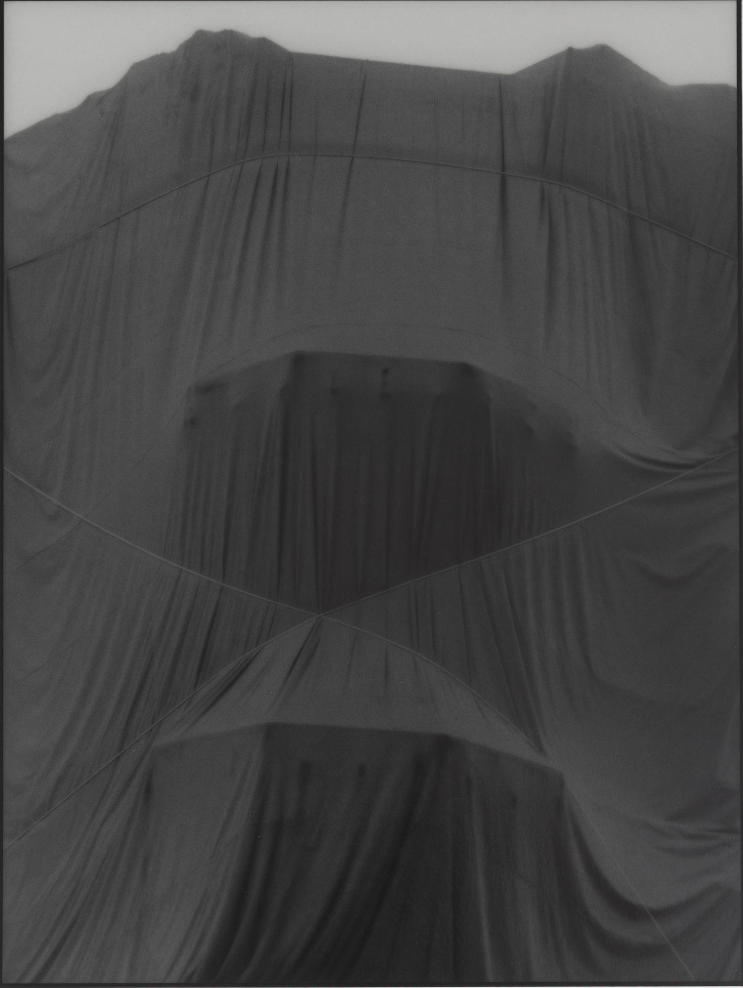 Kenneth Gustavsson, "Untitled (Drapering)", 1984.