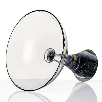 Sven Palmqvist, fyra delar, glas, Kraka, Orrefors 1940-50-tal, nr 34, 170, 359 samt en osignerad.