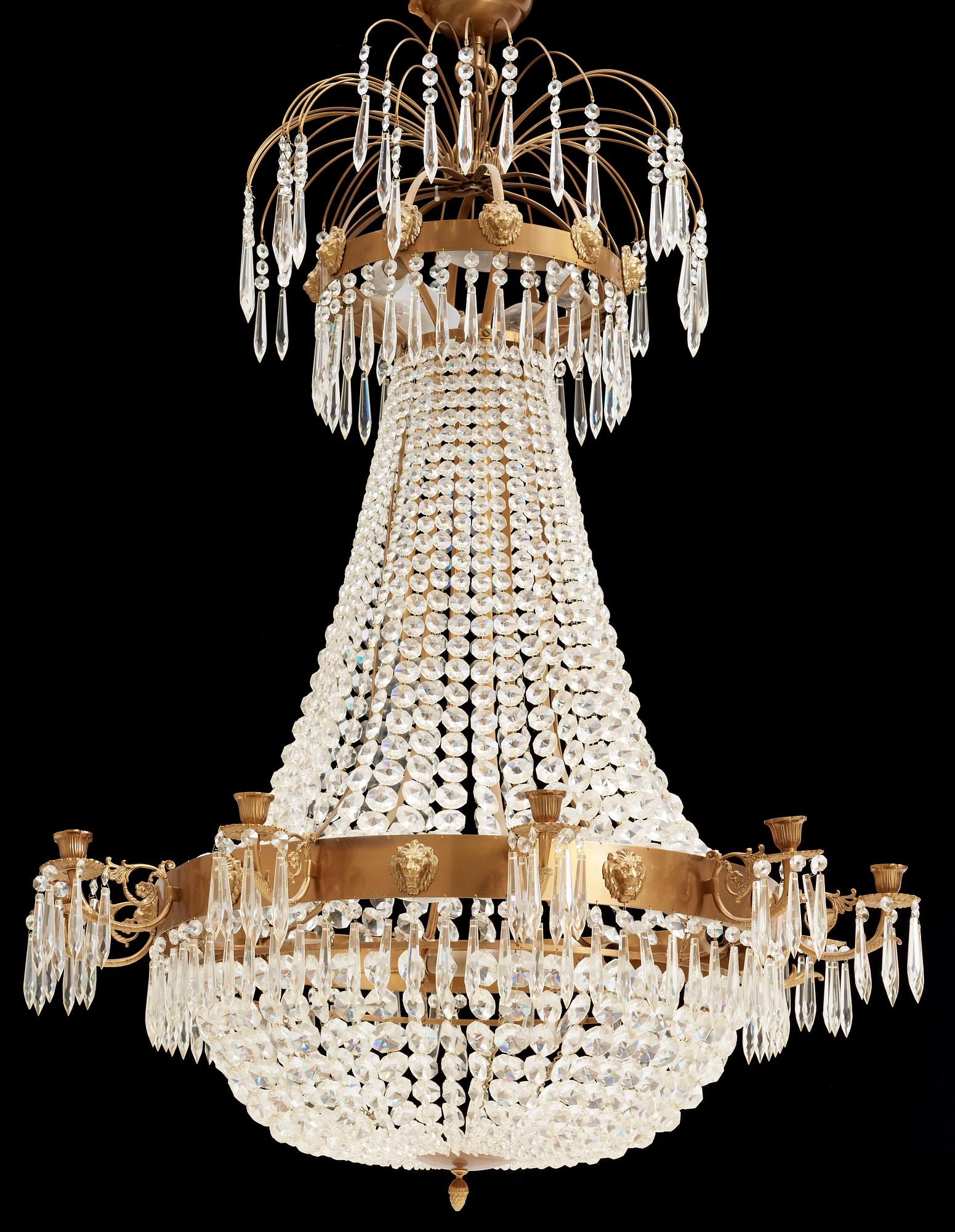 LJUSKRONA, Gustaviansk stil, 1900-talets andra hälft. H ca 124.