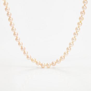 A pearl collier and two-strand pearl bracelet with cultured pearls and sterling silver.