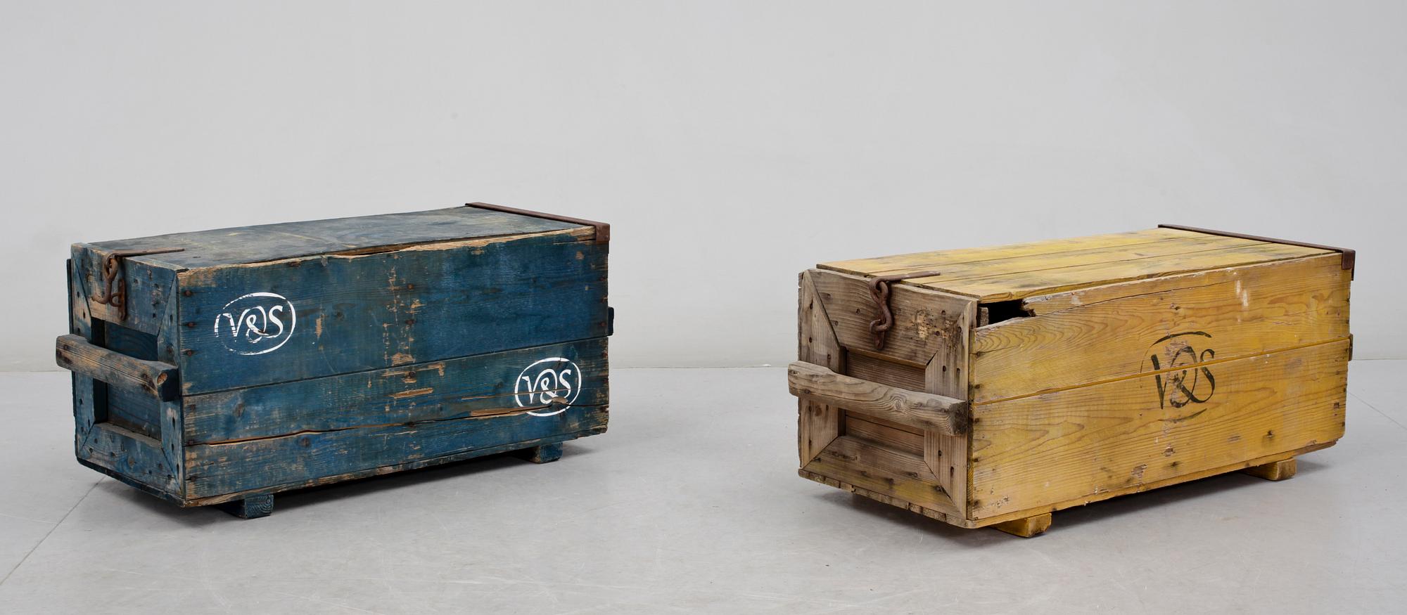 TRÄLÅDOR, 2 st, Vin & Sprit AB, omkring 1900-talets mitt.