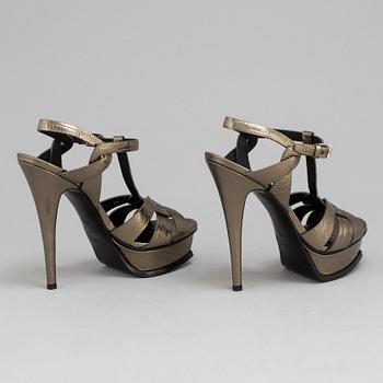 YVES SAINT LAURENT, skor, "Tribute sandal", storlek 38 1/2.