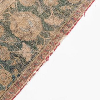 A safavid 'Spiral vine' Esfahan carpet, central persia, mid to second haft of the 17th century. Ca 562 x 231 cm.
