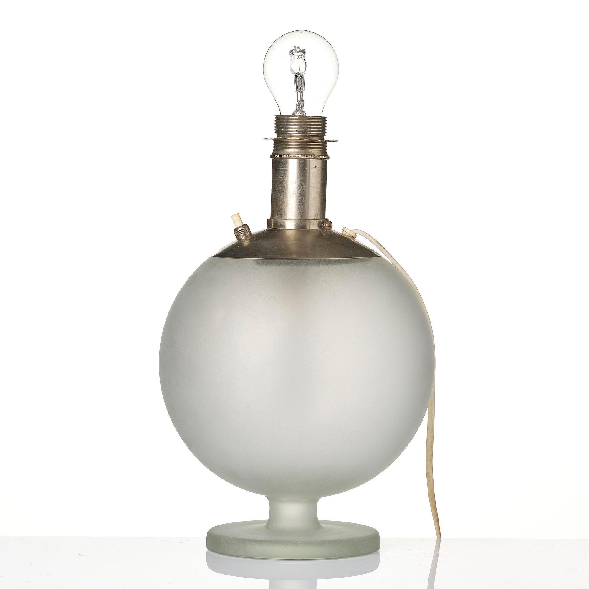 Harald Notini, a table lamp model "15206", Arvid Böhlmarks Lampfabrik, Stockholm, 1930s.