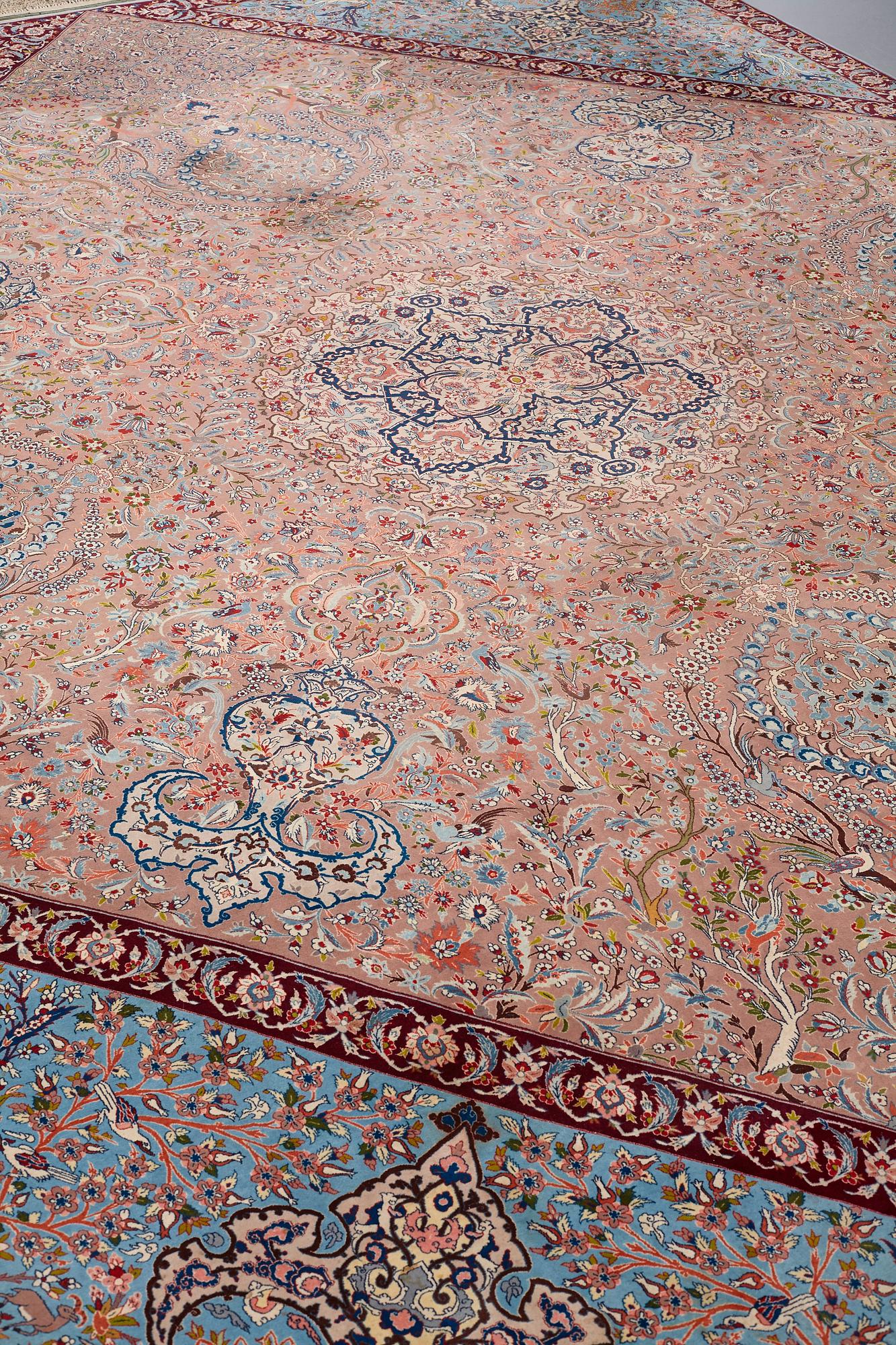 MATTA, Old Isfahan, ca 416 x 305 cm (samt kortsidorna med 5,5 respektive 7 cm slätväv).