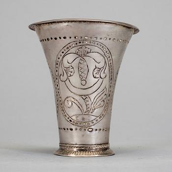 BÄGARE, silver, Petter Röding, Varberg, 1753. Vikt ca 62 gram.