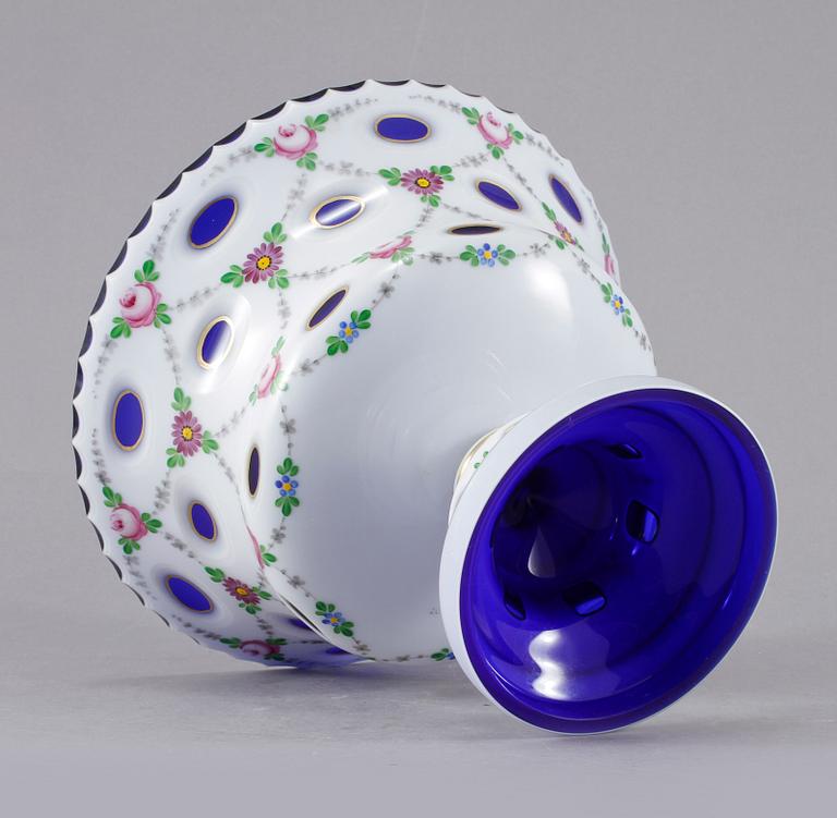 SKÅL PÅ FOT, glas, 1900-tal.