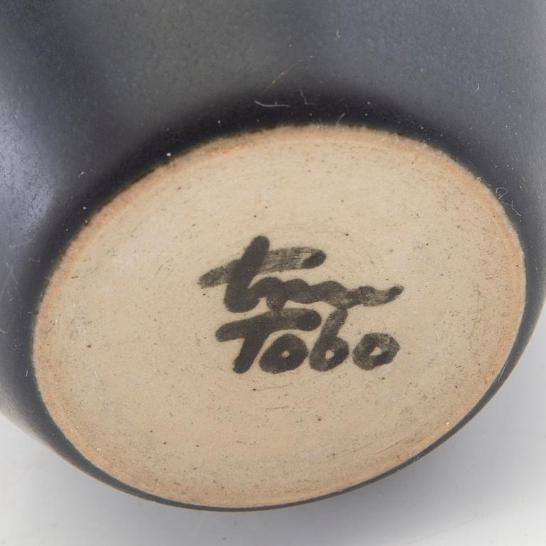 Erich & Ingrid Triller, vas Tobo stengods signerad.