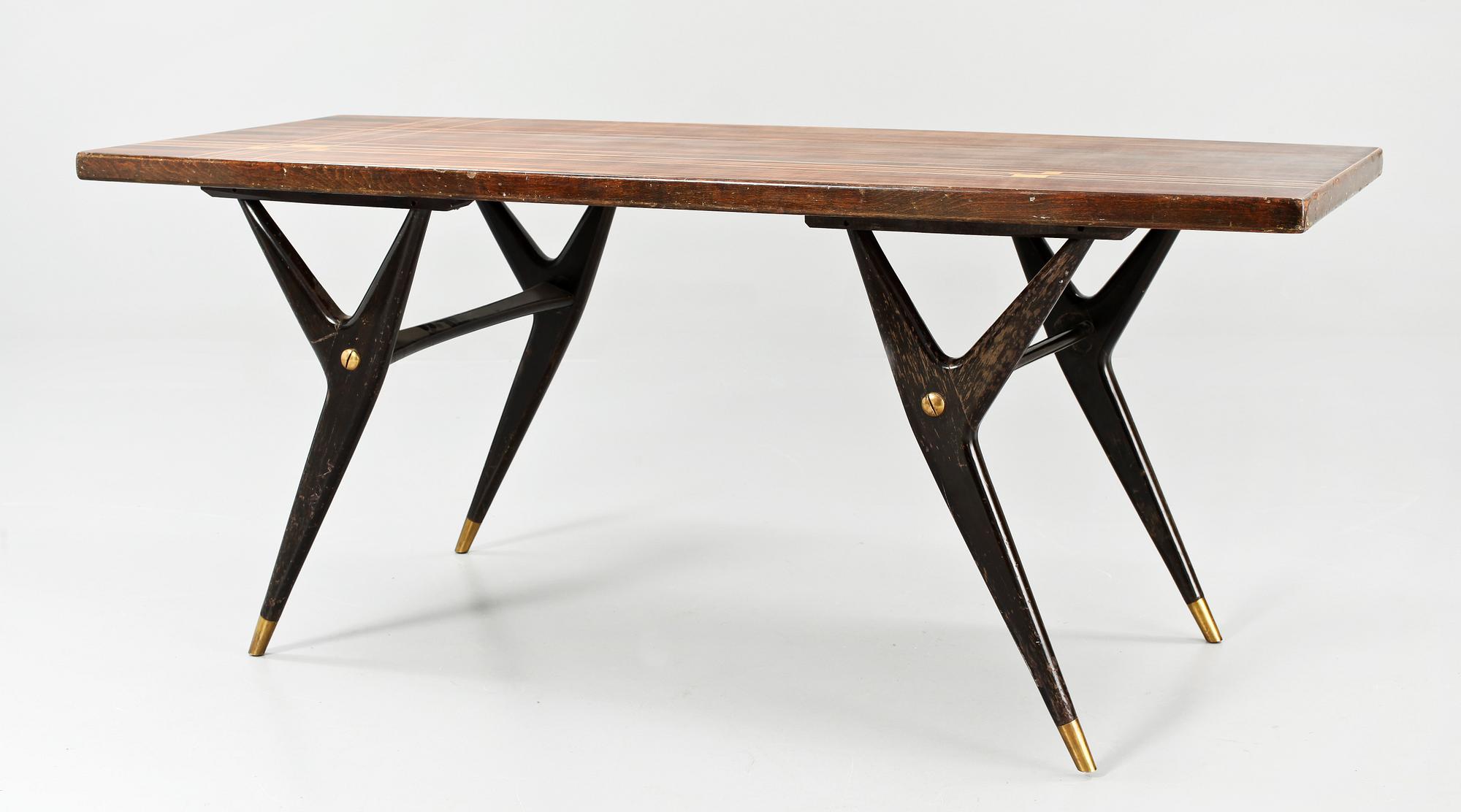 SOFFBORD, troligen Slutarps Möbelindustri, 1900-talets andra hälft.