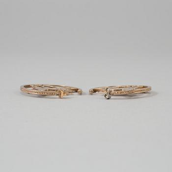 EARRINGS, Christian Dior.