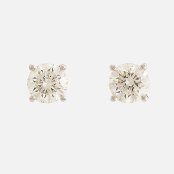 Brilliant cut diamond earrings.