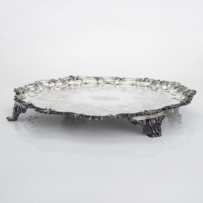 Salver, sterlingsilver, Edward, Edward Jr, John and William Barnard, London 1842, märkt D.C. Rait Fecit.