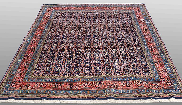 CARPET, Ingles, ca 232 x 200 cm.