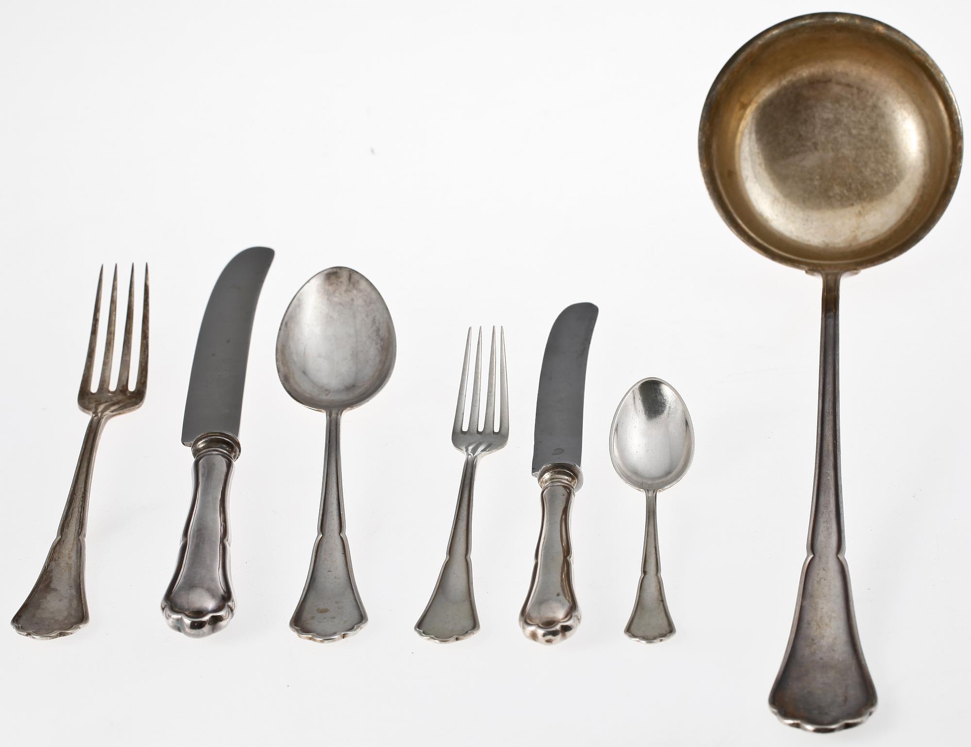 BESTICKSUPPSÄTTNING, 72 delar. Silver. Tyskland, 1900-tal.