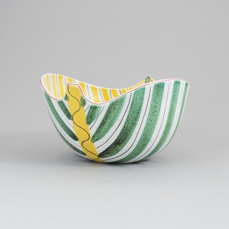 A Stig Lindberg faience bowl, Gustavsberg studio 1950´s.