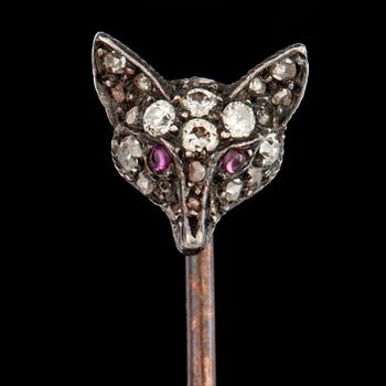 A rose cut diamond tie pin. c. 1900.