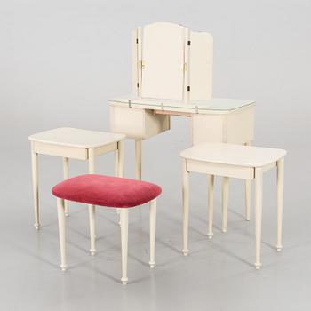 A DRESSING TABLE, STOOL AND A PAIR OF BEDSIDE TABLES, second half of the 20th century.