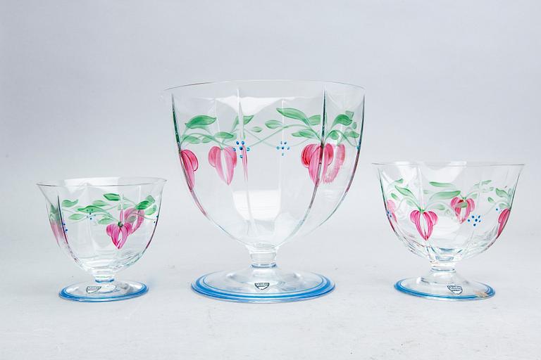 Eva Englund, "Maja", 21 delar, Orrefors.