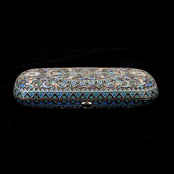 DOSA, silver med cloisonné emalj, Gustav Klingert, Moskva, Ryssland 1880-tal.