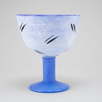 Ulrica Hydman-Vallien, vas, pokal, samt 6 glas, Kosta Boda, signerade.