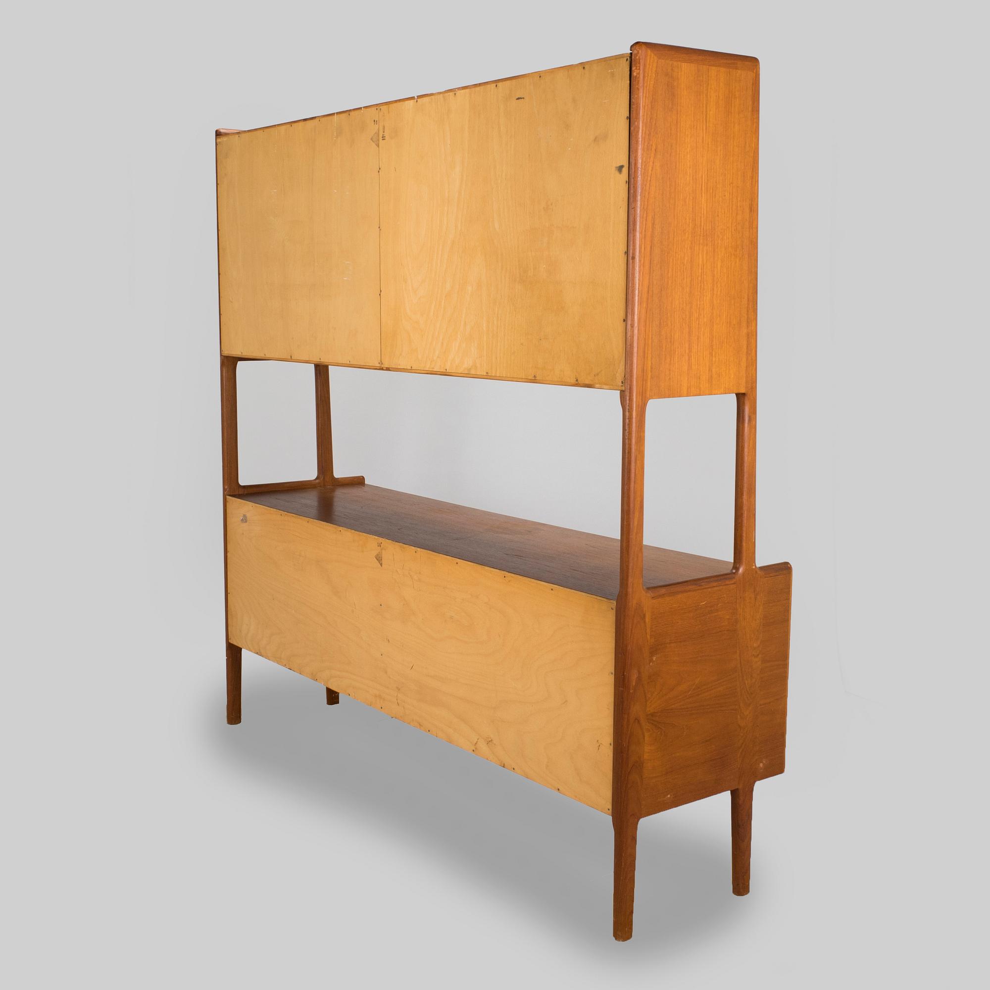 Hans J. Wegner, kaappi, "RY-20" Ry Möbler, Tanska, 1960-luku.
