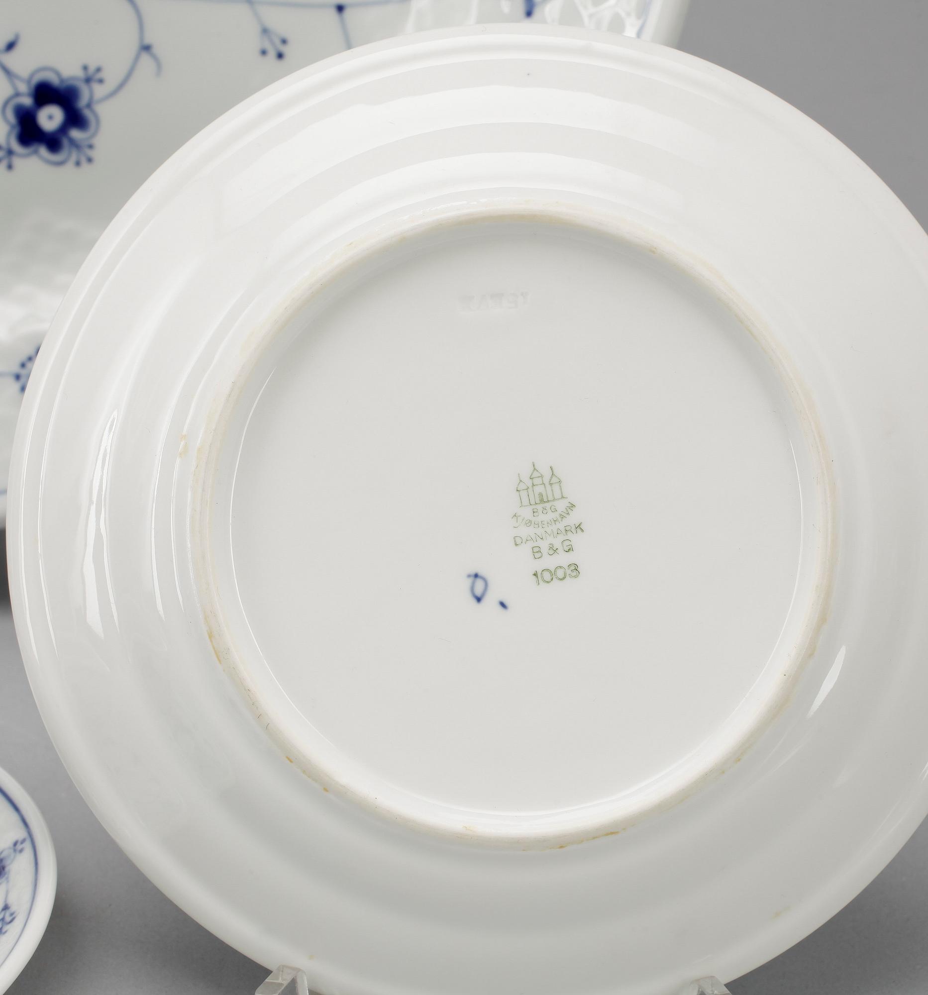 SERVISDELAR, 12 delar, porslin, "Musselmalet", Bing och Gröndahl, Danmark.