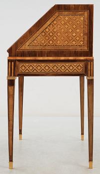 SEKRETÄR. Gustavianskt stockholmsarbete i Georg Haupts art, omkring 1780.