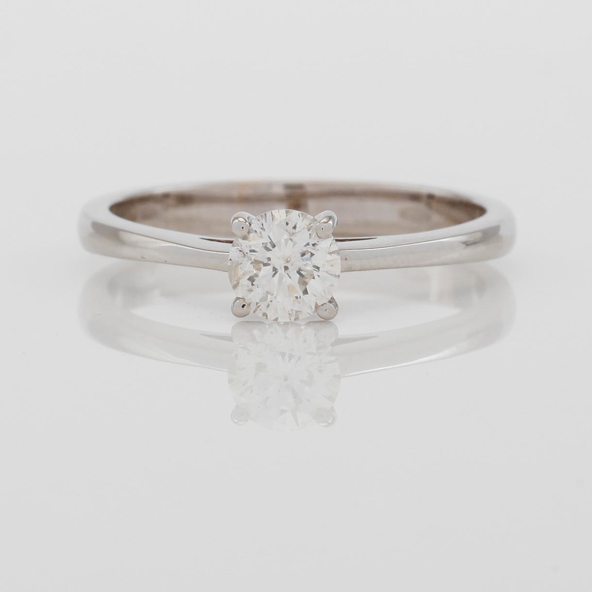 RING, 18K vitguld och diamant ca 0.53 ct.