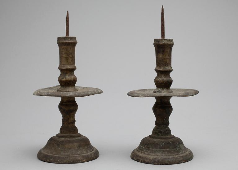 LJUSSTAKAR, ett par, barock, möjligen Holland, 1700-tal.