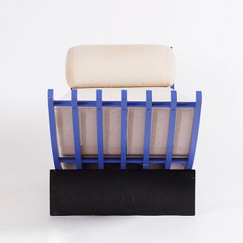 Jonas Bohlin, a 'Concav' chaise longue, Källemo, Sweden ca 1985.