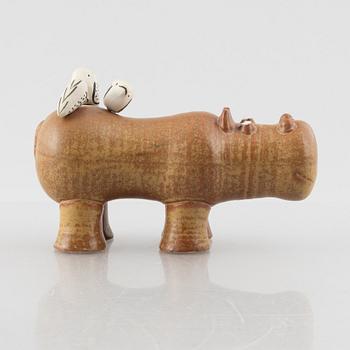 Lisa Larson, figurin, stengods, "Flodhäst med fåglar", Gustavsberg, 1966–1970.