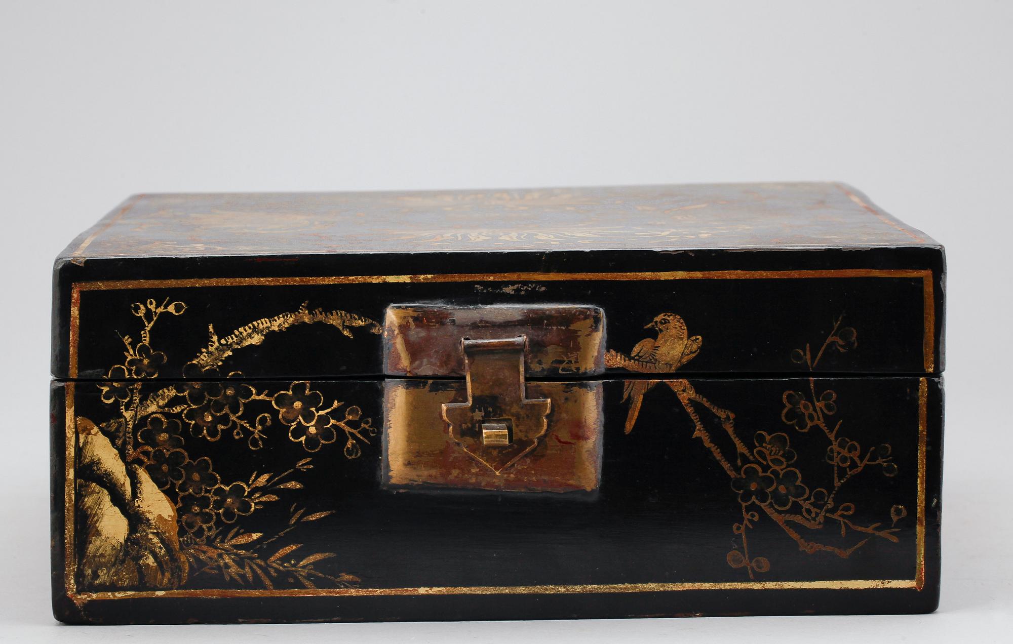 LACKASK, Kina, 1800/1900-tal.