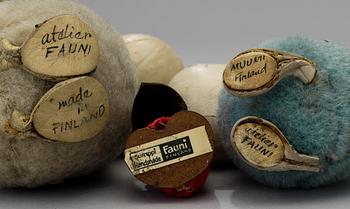 MUMINTROLL, 2 st, och ett SUMPPI-TROLL, Atelier Fauni, Finland, 1950/60-tal.