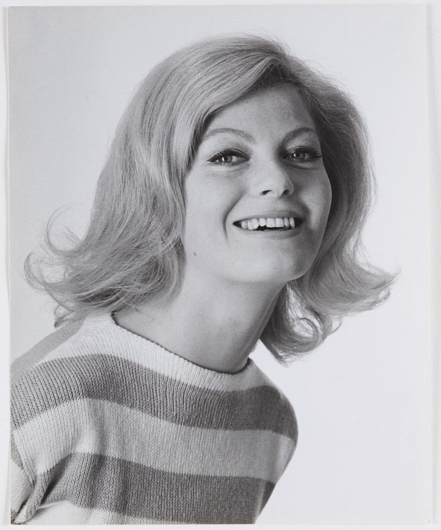 ROLF WINQUIST, porträtt av Stefania Löthman gelatinsilverfotografi. Vintage.