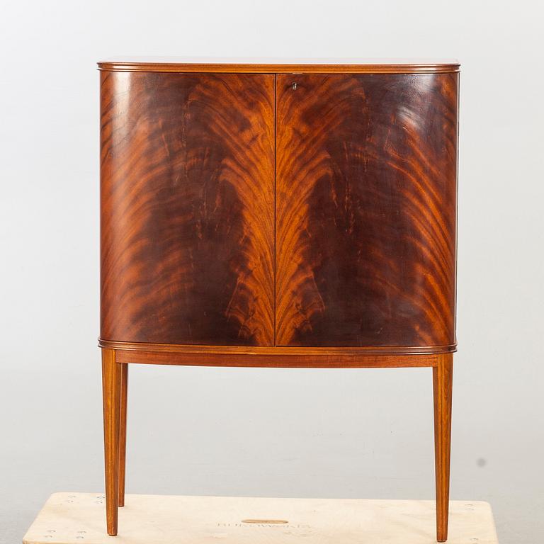 A SWEDISH MODERN BAR CUPBOARD 1940'S.